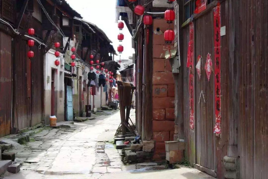 一个人对你有真心，但没有物质的给予，那是真感情吗？游戏画面